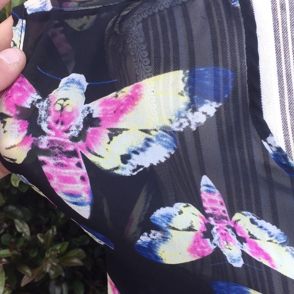 🏈High low sheer moth top - Picture 3 of 4